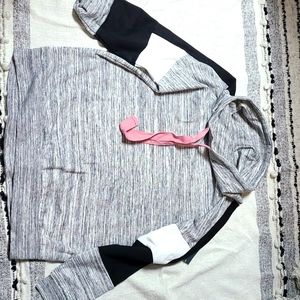 NWT Xersion pullover